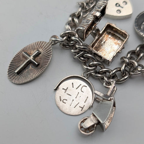 1962年 英国ヴィンテージ 純銀製 チャームブレスレット 48g 南京錠型留め金 WJS