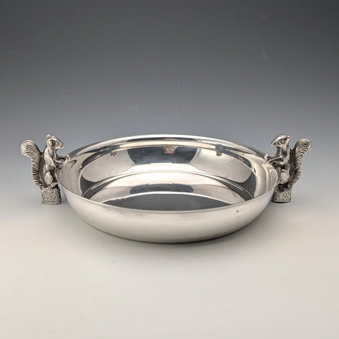 英国ヴィンテージ シルバープレート製 リス装飾 丸型大型ディッシュ Viners