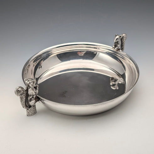 英国ヴィンテージ シルバープレート製 リス装飾 丸型大型ディッシュ Viners