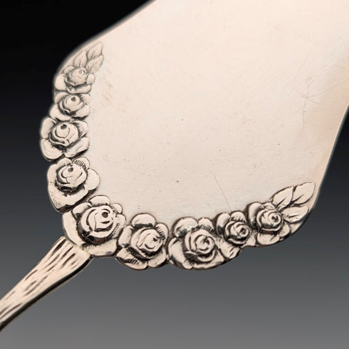 ドイツヴィンテージ コンチネンタルシルバー製 ペストリーサーバ 50g バラ装飾