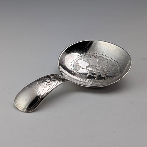 1910 British antique sterling silver small tea caddy spoon 11g WS Savage