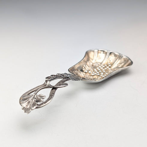 1971 British Vintage Sterling Silver Tea Caddy Spoon 19g Grape Decoration Bert Gordon