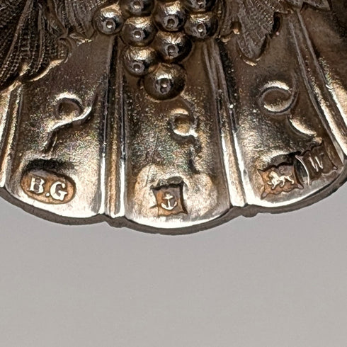 1971 British Vintage Sterling Silver Tea Caddy Spoon 19g Grape Decoration Bert Gordon