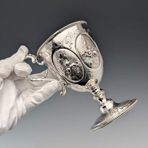 1860年 英国アンティーク 純銀製 脚付きカップ 153g James Beebe