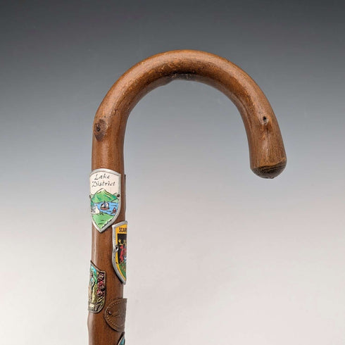 British Vintage European Tour Bent Handle Tourist Walking Stick Tan Shaft 88cm
