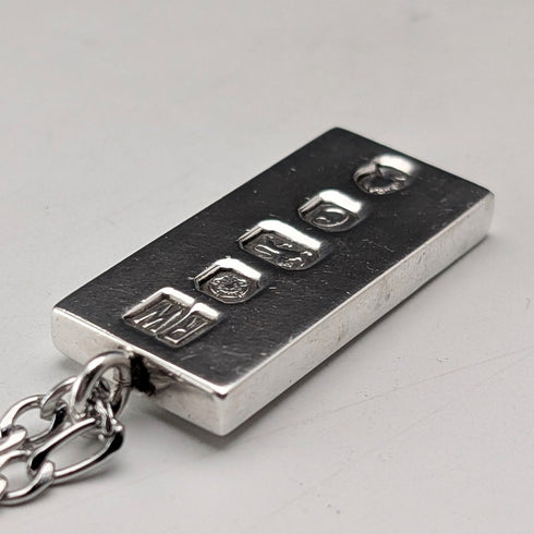 1977年 英国 純銀製 ジュビリーインゴットペンダント31g ネックレス付 Ralph Weston