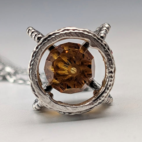 1979 British Vintage Crown Pendant Necklace GDM