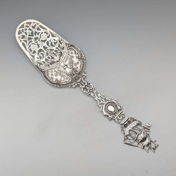 Vintage Continental Silver Sailboat Openwork Decorated Pastry Server 83g