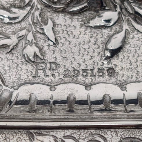 中期ビクトリアン 英国アンティーク シルバープレート製 レリーフ彫刻 角形ドレッシングテーブルトレイ