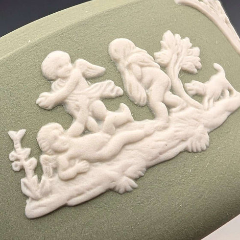 British Vintage Wedgwood Jasperware Bean-Shaped Trinket Box, Green