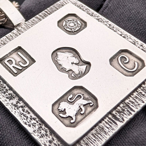 1977 British pure silver jubilee ingot pendant, 32g, with pure silver twist necklace RJ