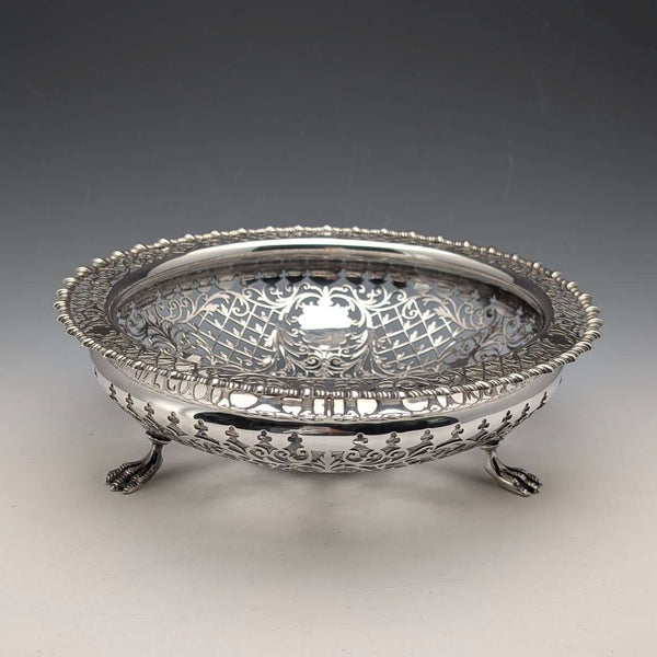 1911 British antique pierced earrings sterling silver footed fruit bowl 436g Goldsmiths&Silversmiths