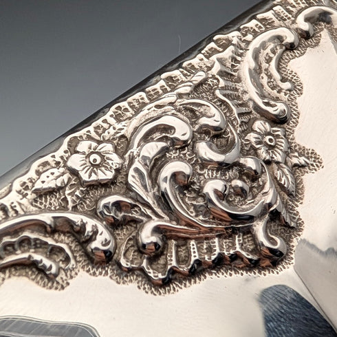 1898 年英國古董浮雕純銀雙門卡片盒,101 克,亨利馬修斯