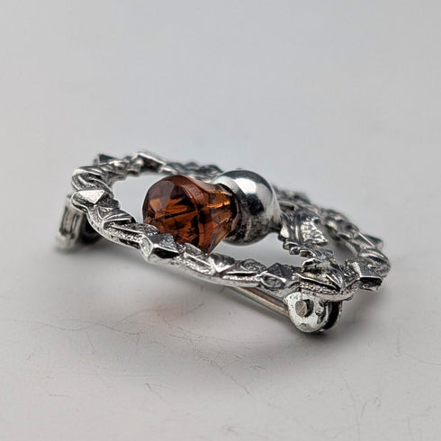 英国ヴィンテージ 純銀製 アンバーストーン 丸型ブローチ Ward Brothers