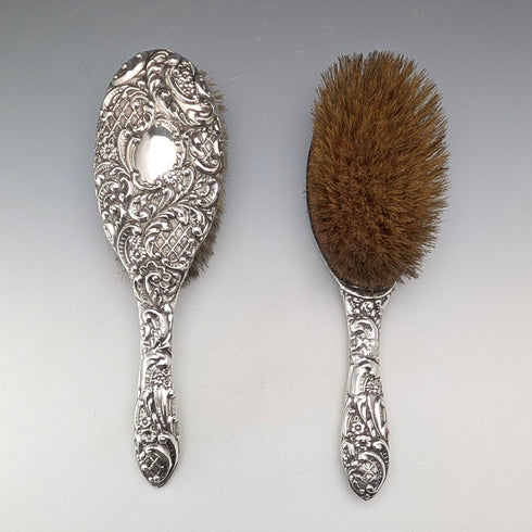 1910 年英國古董純銀裝飾手柄髮刷一對 J&R Griffin