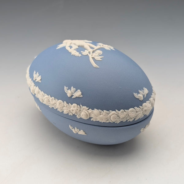 英國復古 Wedgwood Jasperware 蛋形小物盒,淡藍色