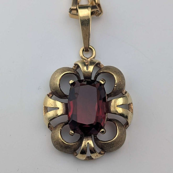 Vintage Gold Plated Red Stone Pendant with Necklace