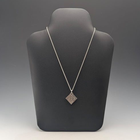 1977年 英国 純銀製 ジュビリーインゴットペンダント計19.7g 純銀ネックレス付 RX