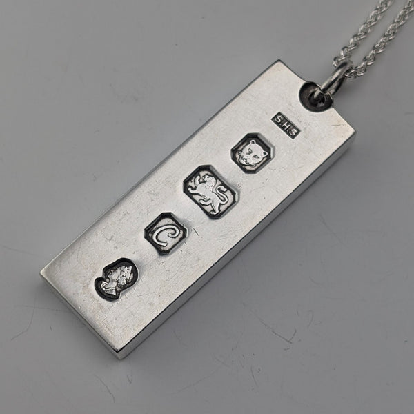1977 British pure silver Jubilee ingot pendant, 34.6g, with pure silver necklace, SHS