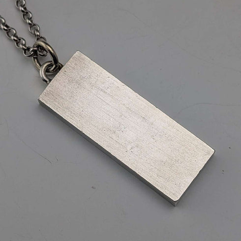 1977 British pure silver jubilee ingot pendant, 39.1g, with pure silver necklace, EJLd
