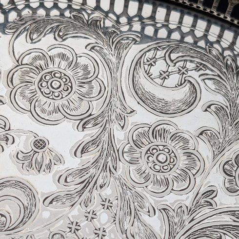 Vintage British silver plate gallery tray, diameter 26cm, Viners