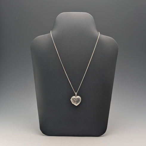 ヴィンテージ 純銀製 ハート型ロケットペンダント 純銀ネックレス付き 計7.3g
