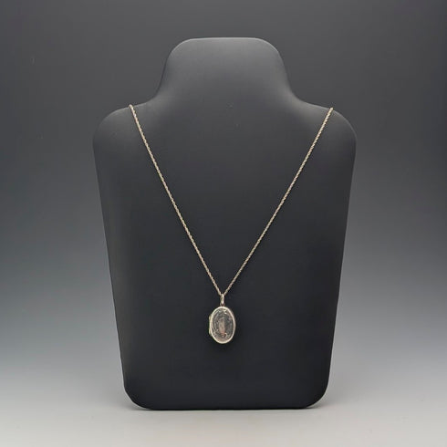 ヴィンテージ 純銀製 オーバル型ロケットペンダント 純銀ネックレス付き 計10.4g