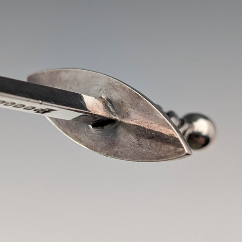 英国アンティーク シルバープレート製 剣型 ミートスキュアーズペア William Hutton&Sons