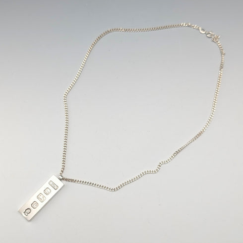 1977年 英国 純銀製 ジュビリーインゴットペンダント計28.1g 純銀ネックレス付 BGA