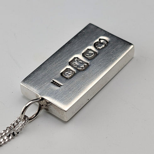 1977年英國純銀禧年錠吊墜,29.8克,搭配純銀項鍊,A&AJ