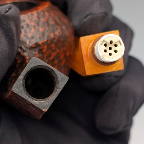 復古英國 Bull Moose Estate 煙鬥,配上英國 Rattray 的 SIXFRIENDS 過濾嘴