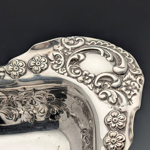 古董英國維多利亞晚期銀盤籃,配有可調式手柄