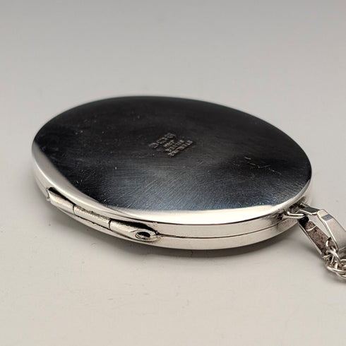 英国ヴィンテージ 純銀製 オーバル型ロケットペンダント 純銀ネックレス付き 計20g JAM