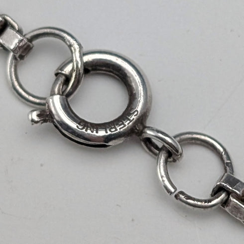 英国ヴィンテージ 純銀製 オーバル型ロケットペンダント 純銀ネックレス付き 計19g DJ