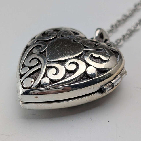 Vintage silver plated heart locket pendant with necklace