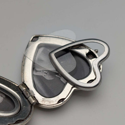 Vintage silver plated heart locket pendant with necklace