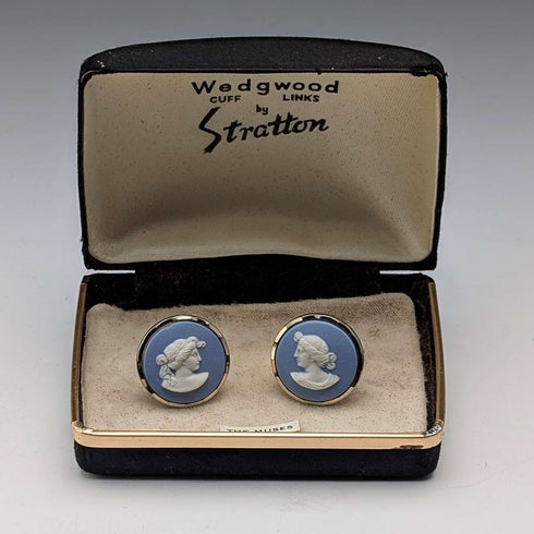 Vintage British Wedgwood Goddess Cameo with Gold-Plated Base and Case.
