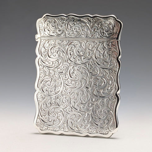 1900 年英國古董捲軸雕刻純銀卡片盒,71 克,喬治聯合