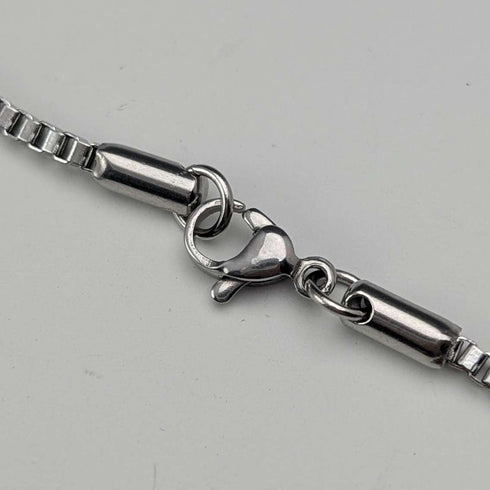 Vintage sterling silver base, five-color mother-of-pearl flower-shaped pendant with necklace