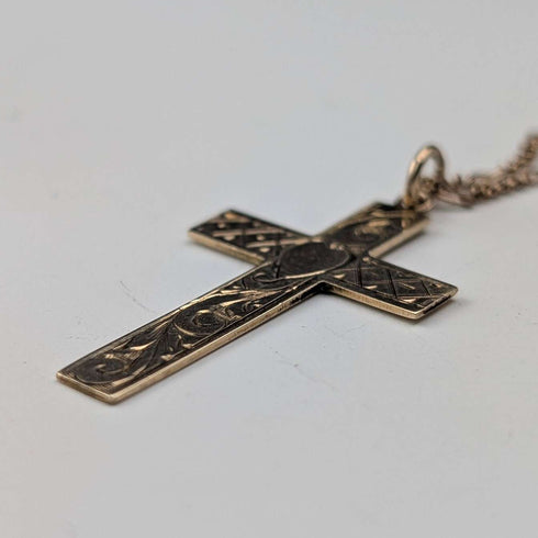 Antique 9ct gold cross pendant with 9ct gold necklace chain