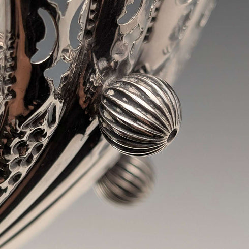 1911 British Antique Sterling Silver Bonbon Dish with Shell-Shaped Stems, 90g, Atkin Brothers