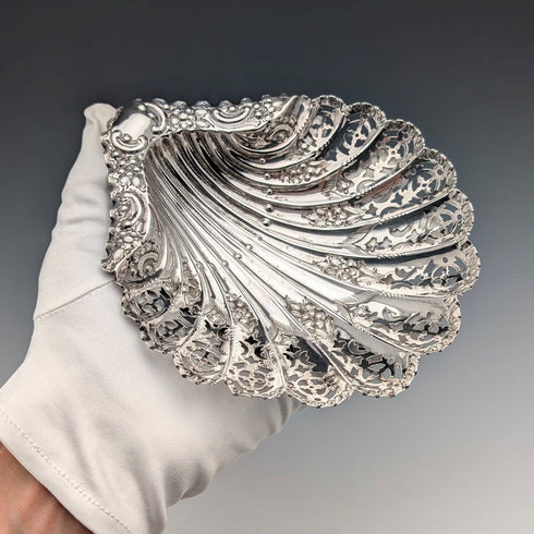 1911 年英國古董純銀貝殼形柄糖果盤,90 克,Atkin Brothers