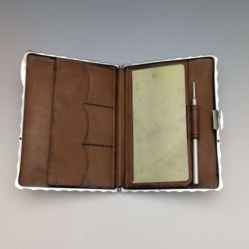 1903年 英国アンティーク 純銀製 両開き型カードケース 111g Horace Woodward