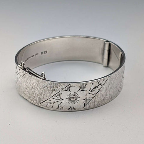 1973 British Vintage Sterling Silver Bracelet 46g Monomil Ltd