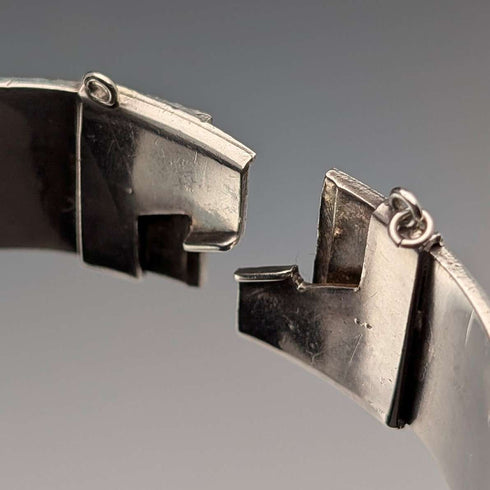 1973 British Vintage Sterling Silver Bracelet 46g Monomil Ltd