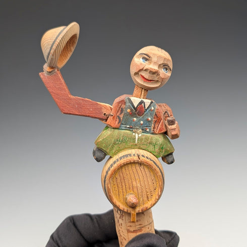 ドイツ ヴィンテージ 可動人形型 木製ボトルストッパー 3種②