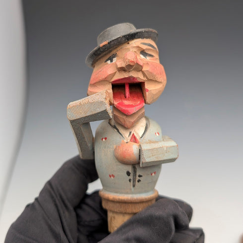 ドイツ ヴィンテージ 可動人形型 木製ボトルストッパー 3種②