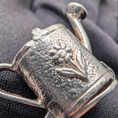 ヴィンテージ 純銀製ジョウロ型ペンダント 純銀ネックレス付き 計7.2g