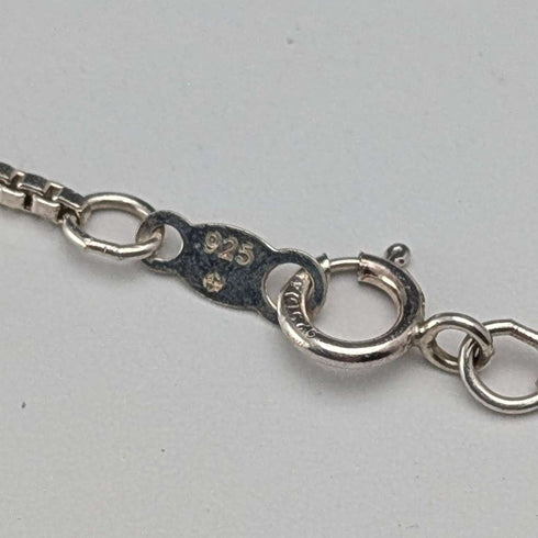 Vintage Sterling Silver Star Pendant with Sterling Silver Necklace, Total 8g
