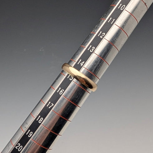 英国ヴィンテージ K9ゴールド ウェディングリング 3g(15号) 指輪 HS Ltd